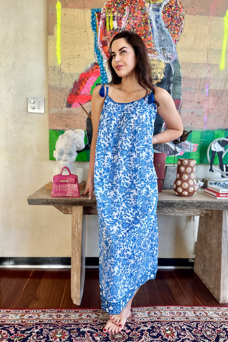 Amaya Dress In Blue Botanical