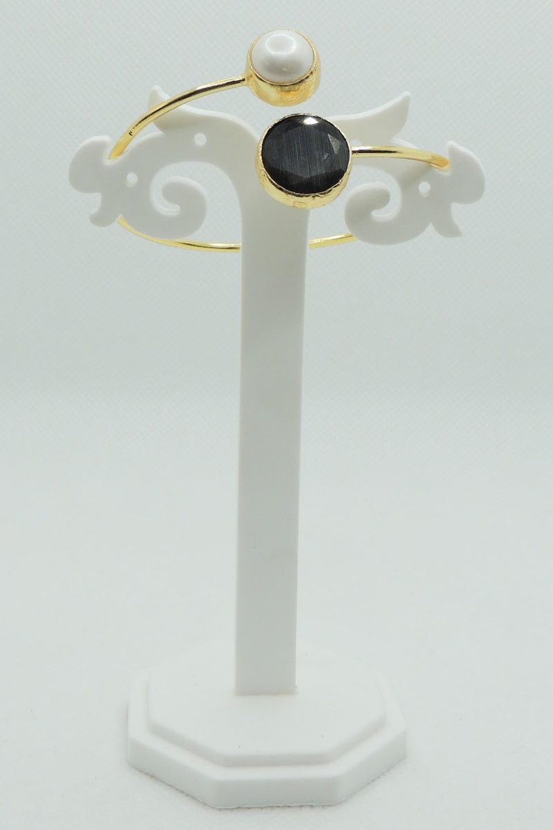 Bhavna Bangle In Black